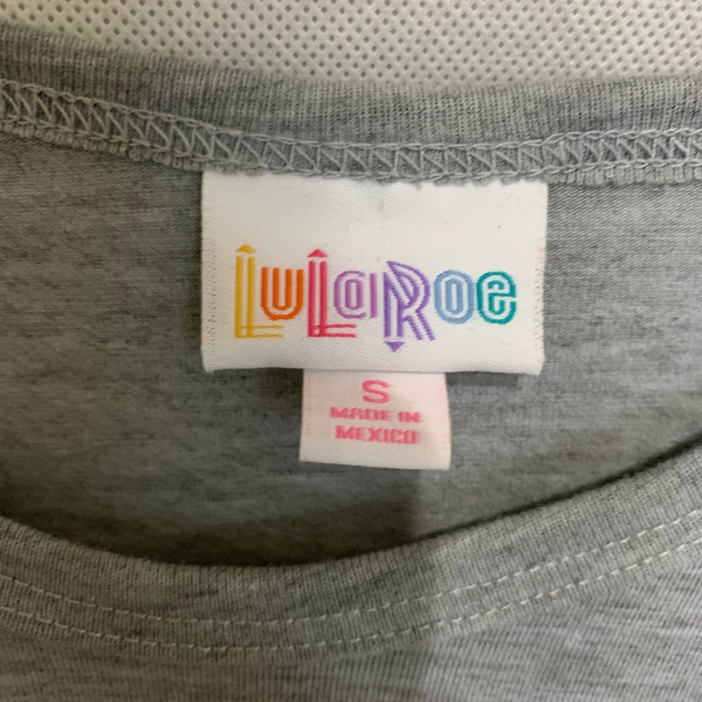 LulaRoe Randy Tee - Picture 9 of 12